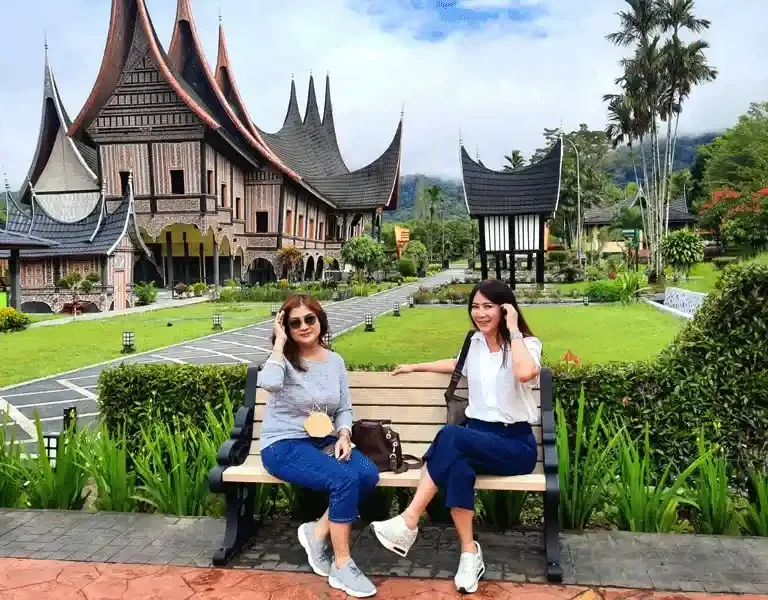 Paket Wisata Tour Padang Bukittinggi Murah 3 Hari 2 Malam