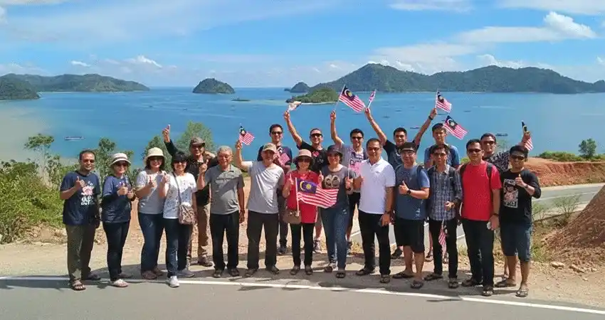 Paket Wisata Mandeh City Tour Padang Murah 2 Hari 1 Malam