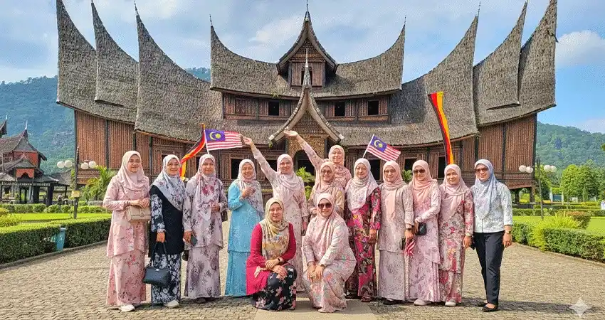 Paket Wisata Padang Tour Bukittinggi Terbaik 5 Hari 4 Malam