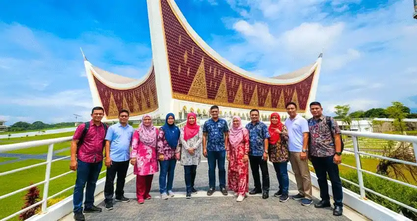 Paket Wisata Tour Padang 1 Hari Seru!
